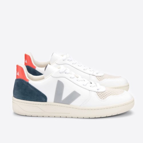 Veja V-10 Leather Womens Trainers White/Navy UK 96786